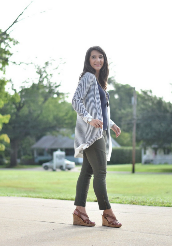 Cute long deals cardigan outfits