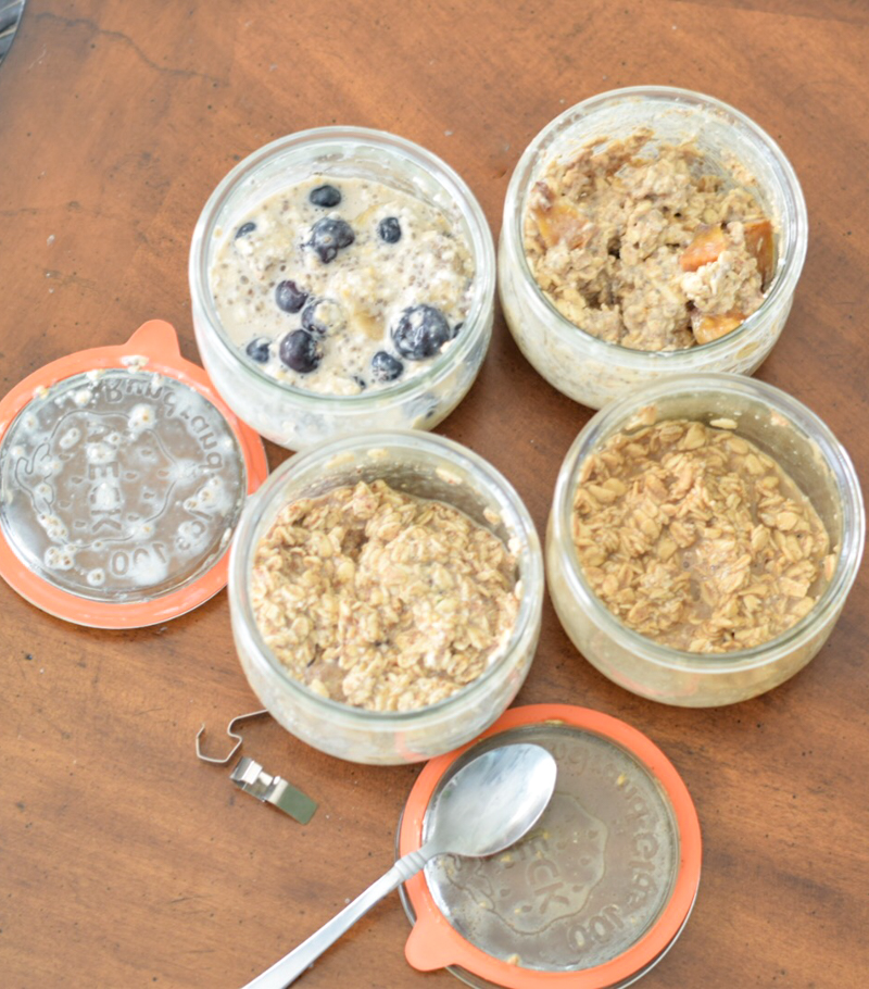 favorite overnight oats under 300 calories_easy breakfast for teachers